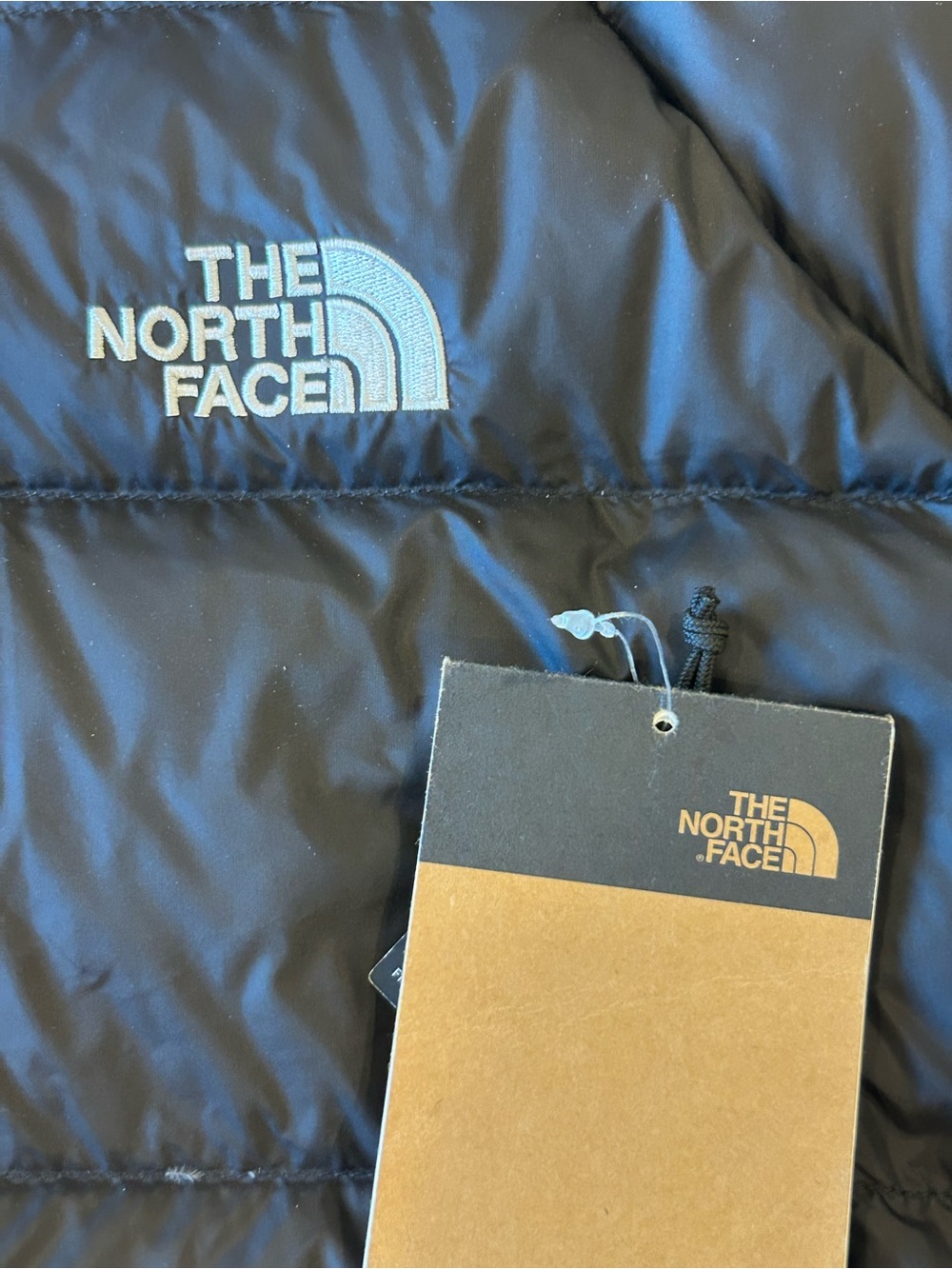 The North Face coat with hood - Picture 3 of 5